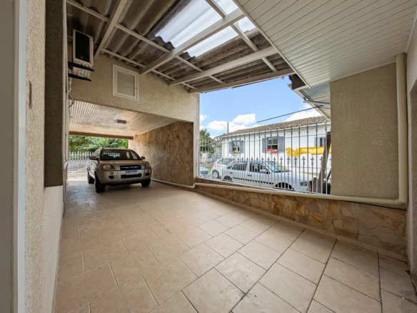 CASA-SANTA-BARBARA-GARAGEM-5