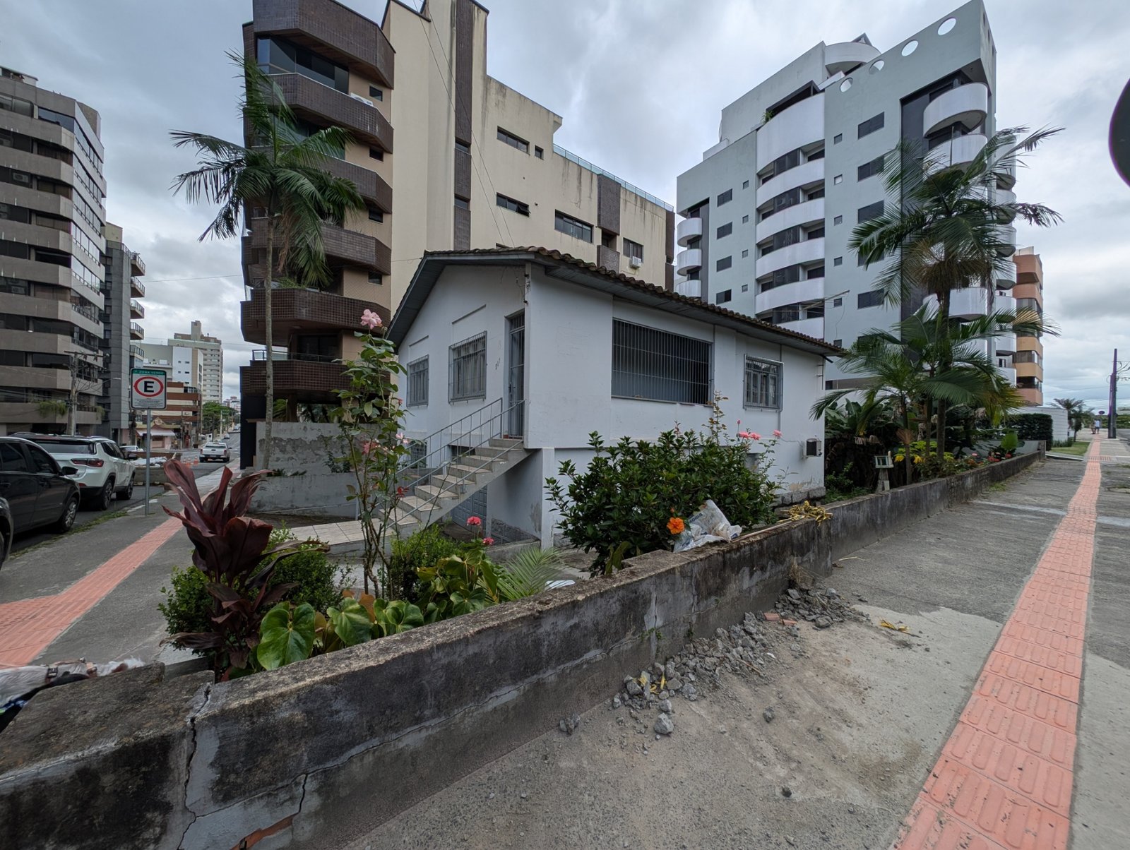 CASA-LATERAL