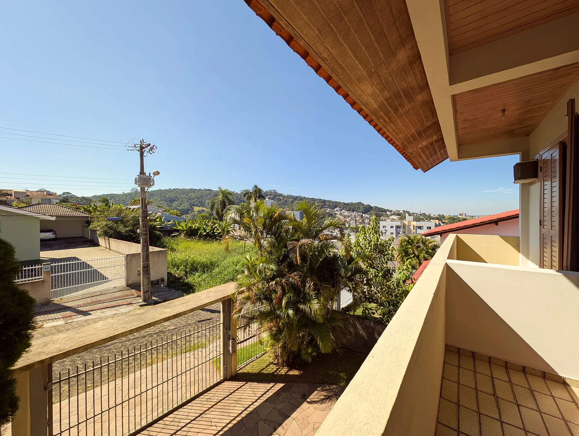 CASA-MINA-BRASIL-AMARELA-QUARTO2-4
