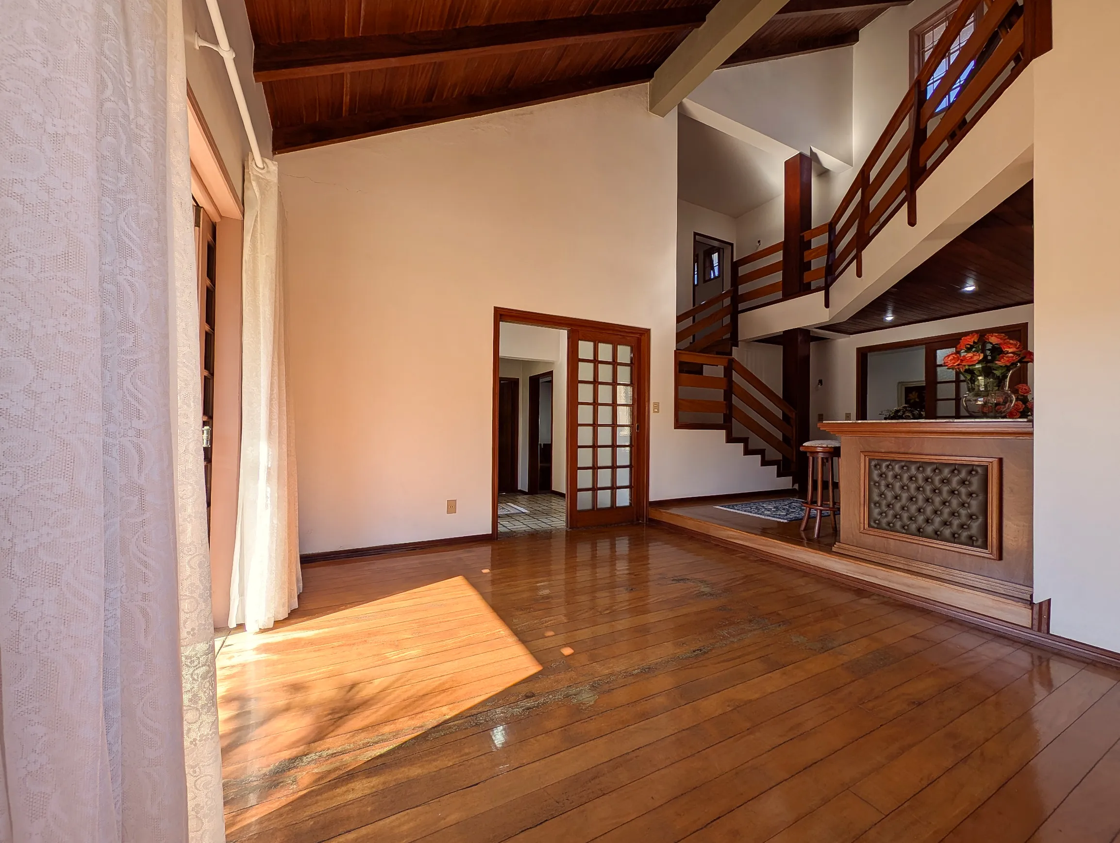 CASA-MINA-BRASIL-AMARELA-SALA3