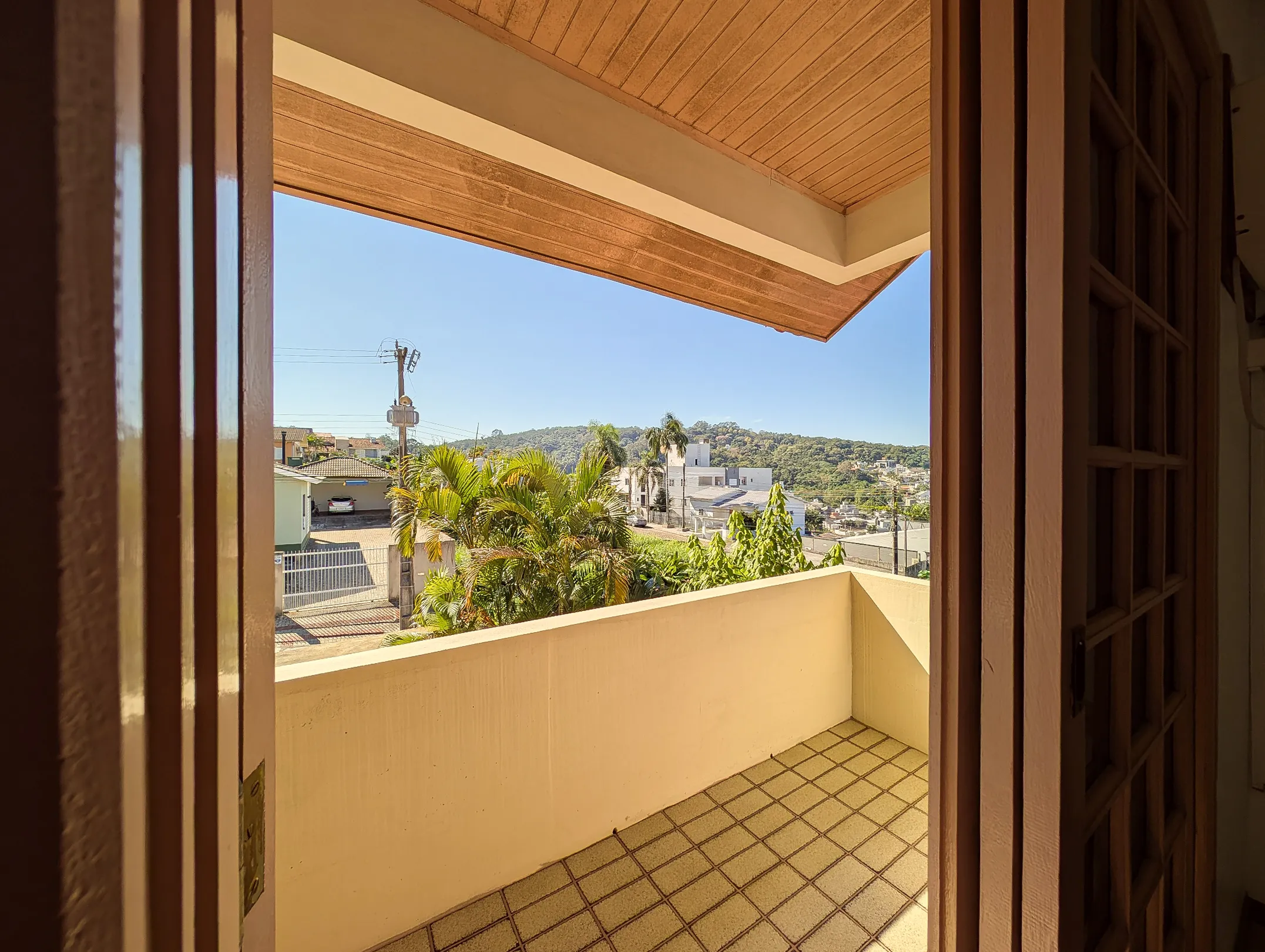 CASA-MINA-BRASIL-AMARELA-SUITE2