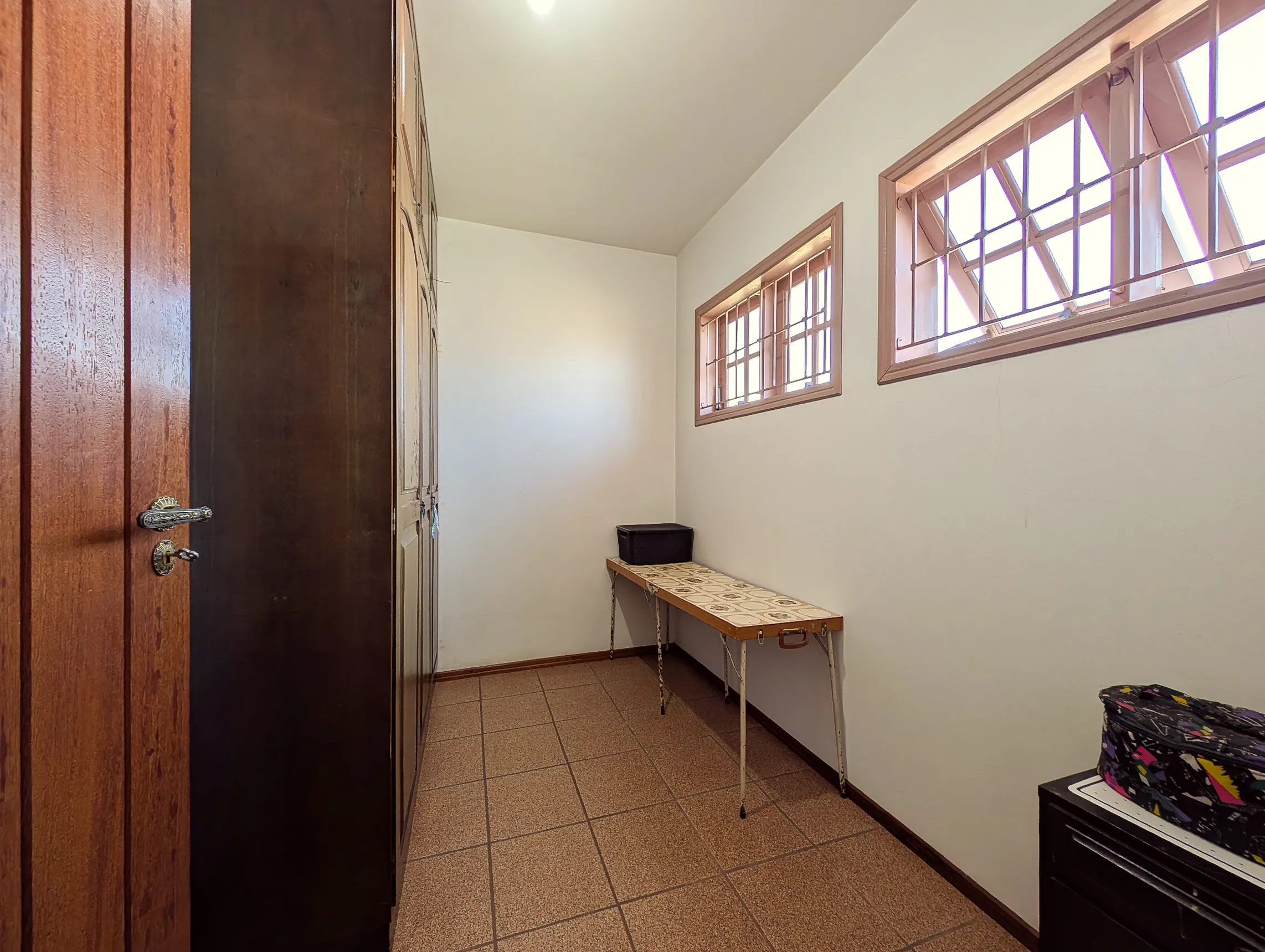 CASA-MINA-BRASIL-AMARELA-DEPOSITO