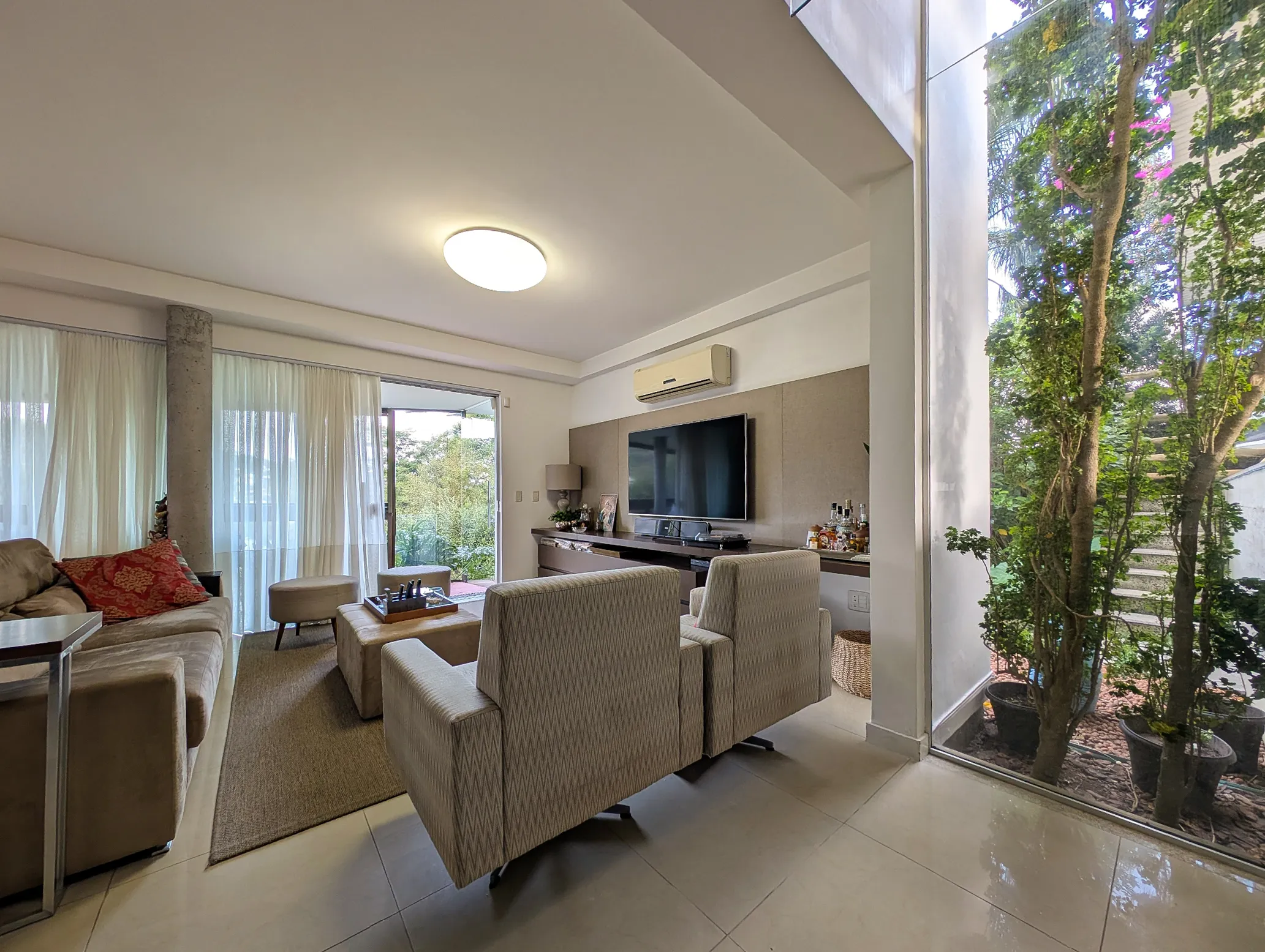 CASA-PIO-CORREA-ALTO-SALA-ESTAR-2