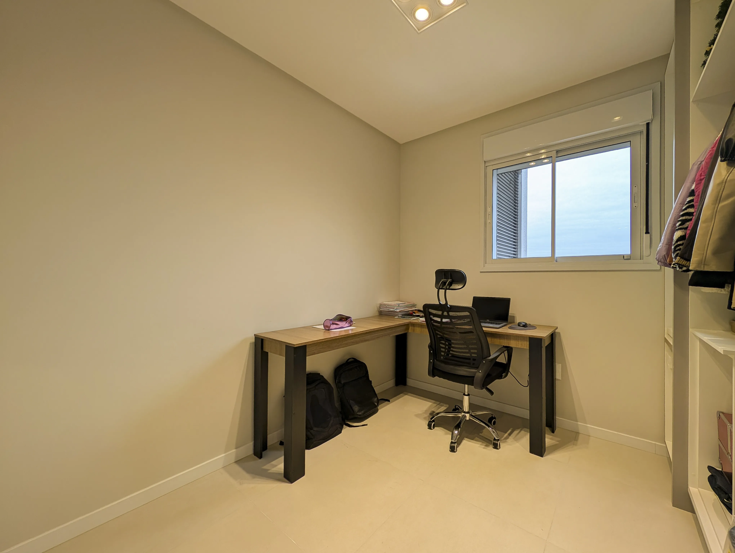 APARTAMENTO MOBILIADO NO RESIDENCIAL DÜSSELDORF 18