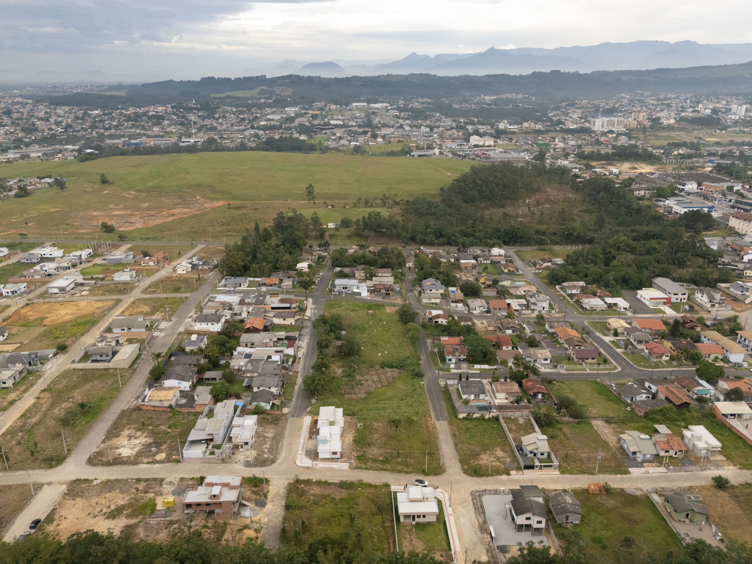TERRENO-A-VENDA-FLORESTA-6