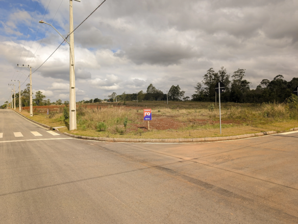 TERRENO DE ESQUINA 1