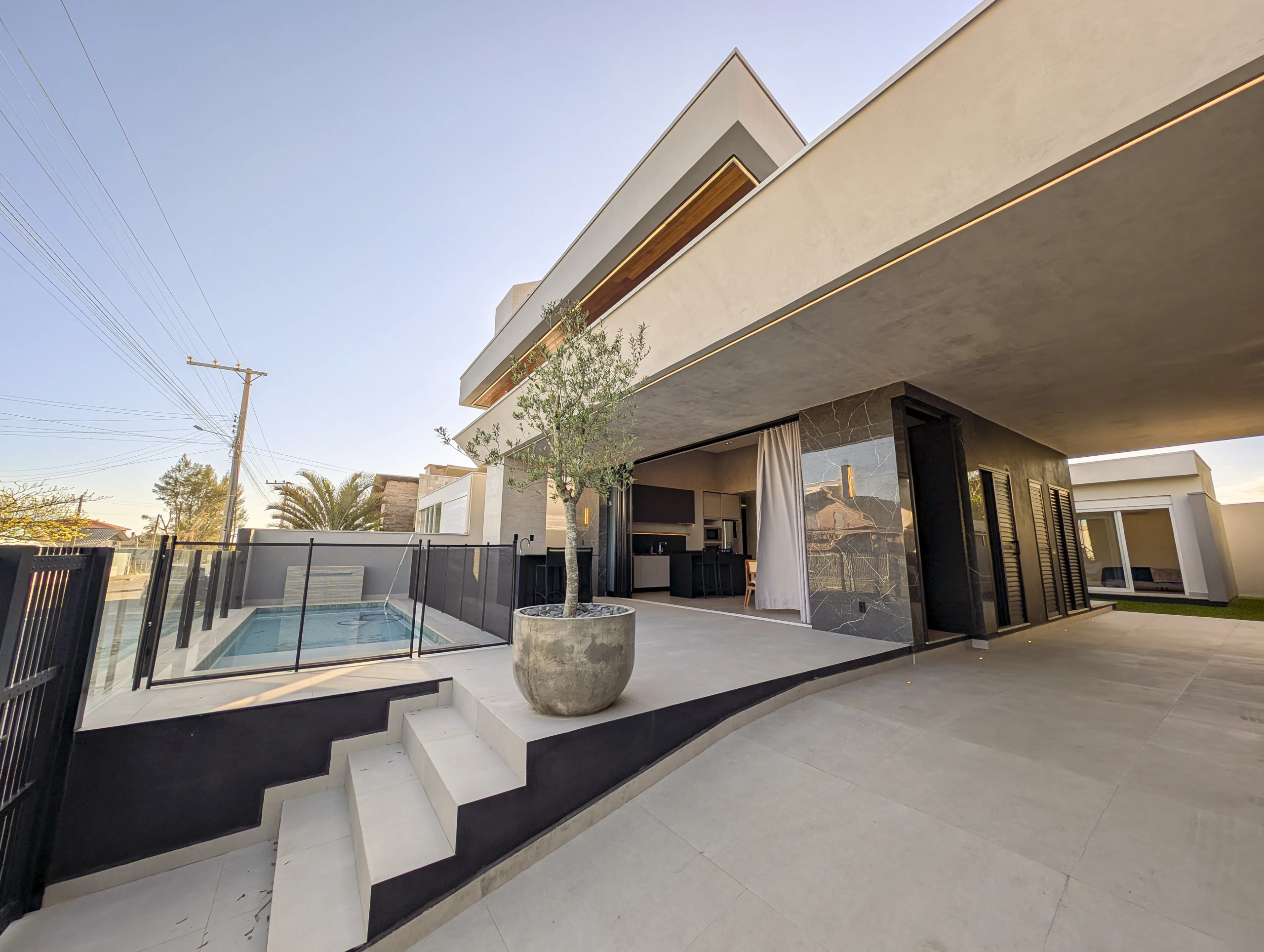 CASA-3-SUÍTES-RINCÃO-8