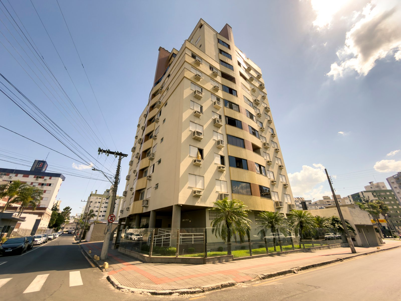 APARTAMENTO-2-QUARTOS-CENTRO