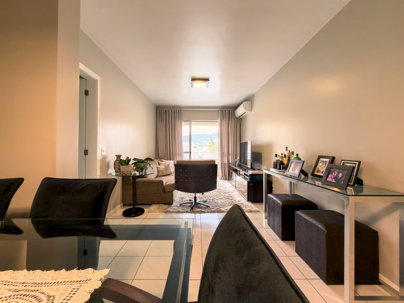 APARTAMENTO-MOBILIADO