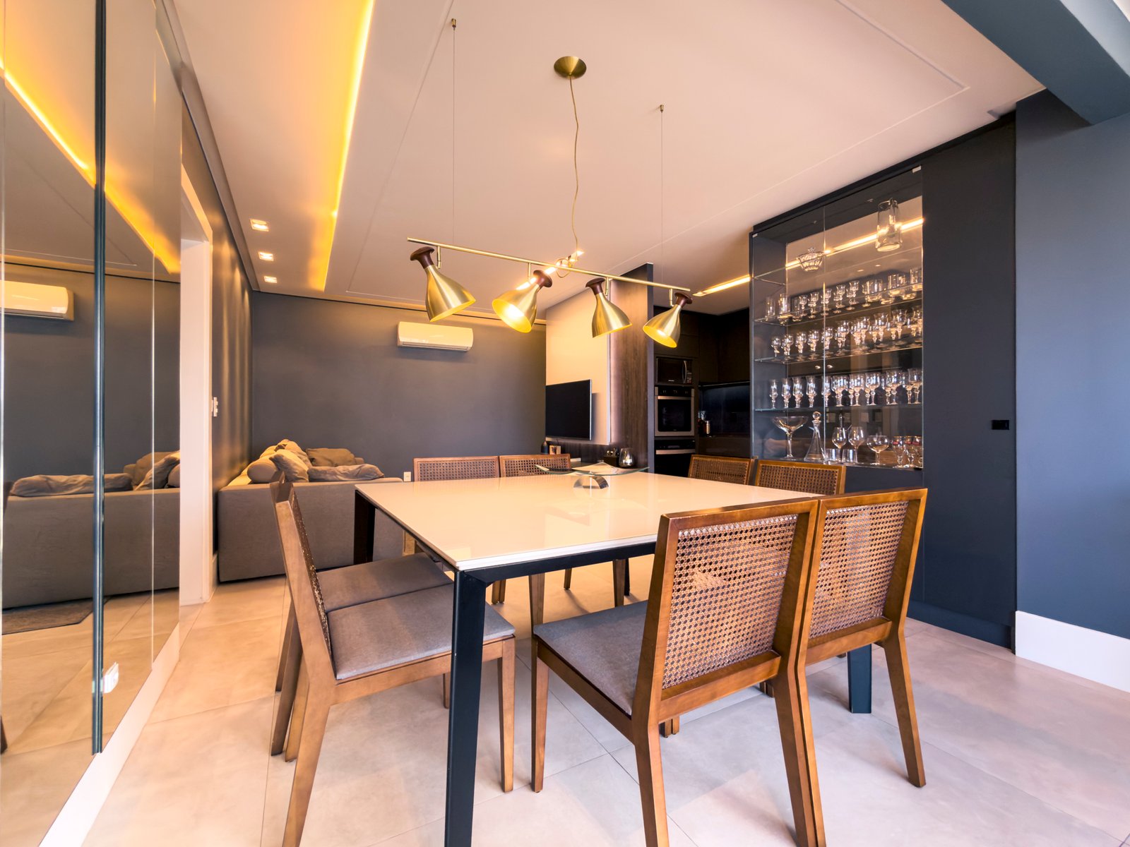 APARTAMENTO-MOBILIADO-ROVENZA