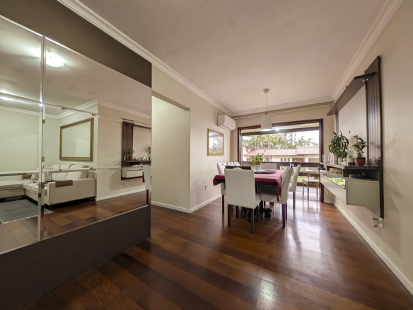 Apartamento com 3 Quartos (1 Suíte) no Centro – Semimobiliado