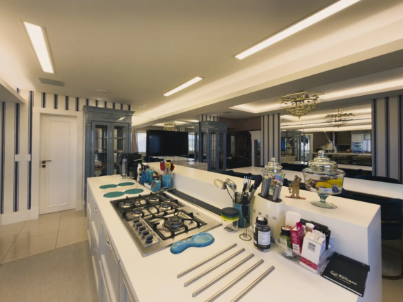 Apartamento de Luxo Mobiliado no Michel – 3 Suítes e 2 Garagens