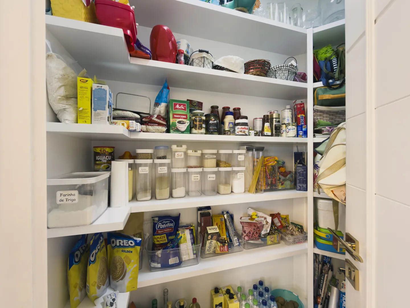 Apartamento de Luxo Mobiliado no Michel – 3 Suítes e 2 Garagens