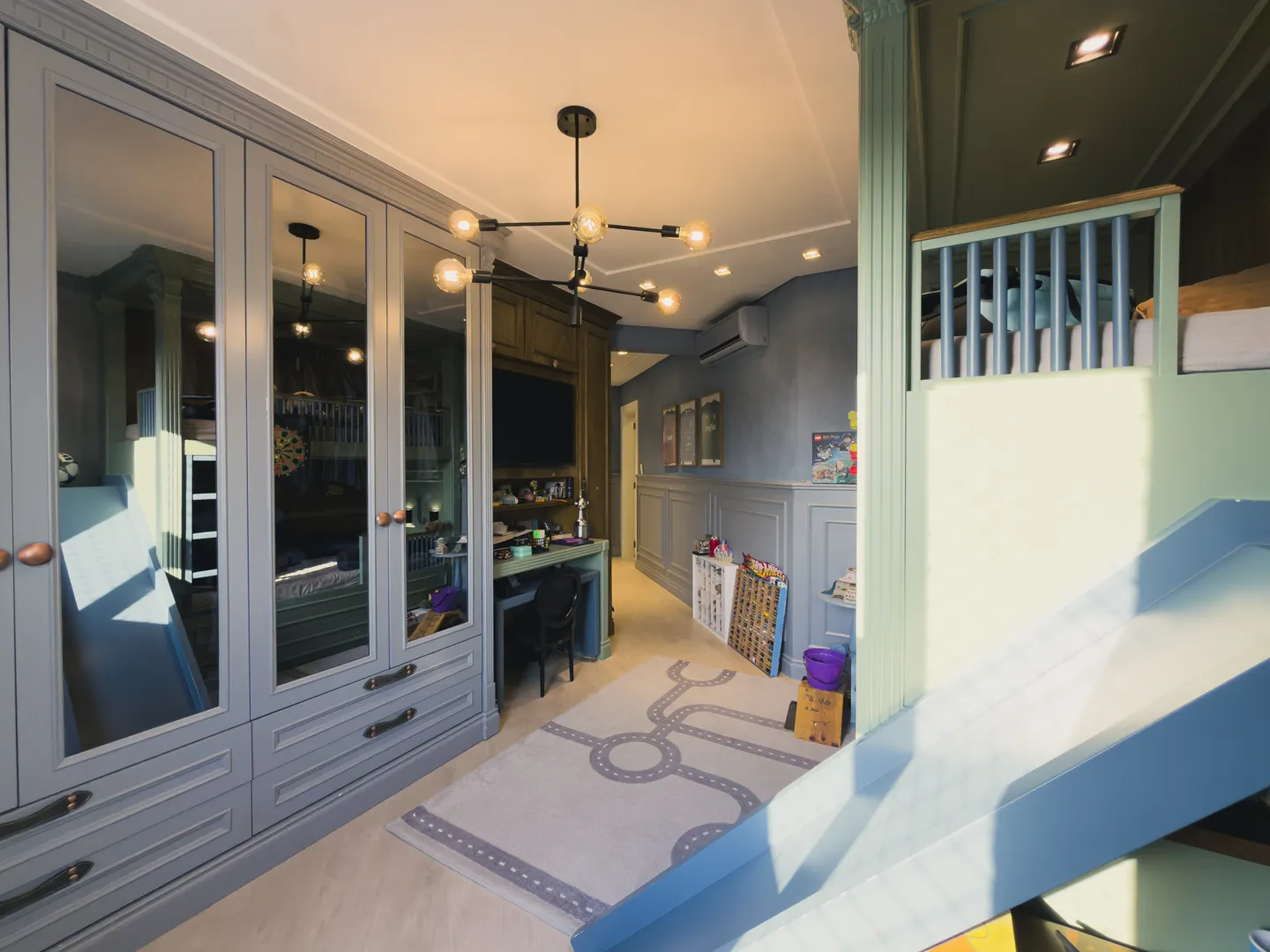 Apartamento de Luxo Mobiliado no Michel – 3 Suítes e 2 Garagens