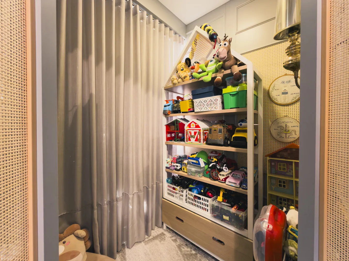 Apartamento de Luxo Mobiliado no Michel – 3 Suítes e 2 Garagens
