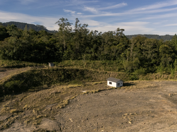 Sítio com Vista para a Serra em Treviso – 5 Hectares