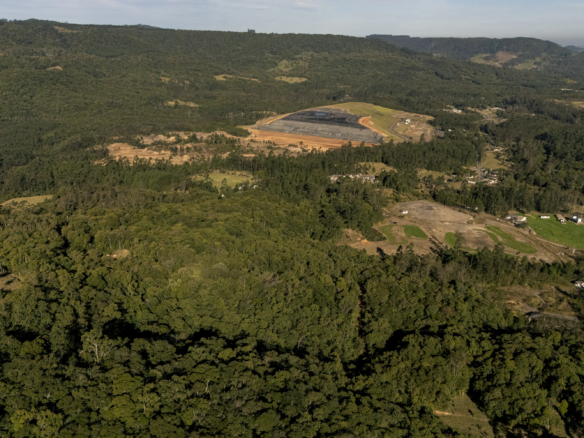Sítio com Vista para a Serra em Treviso – 5 Hectares