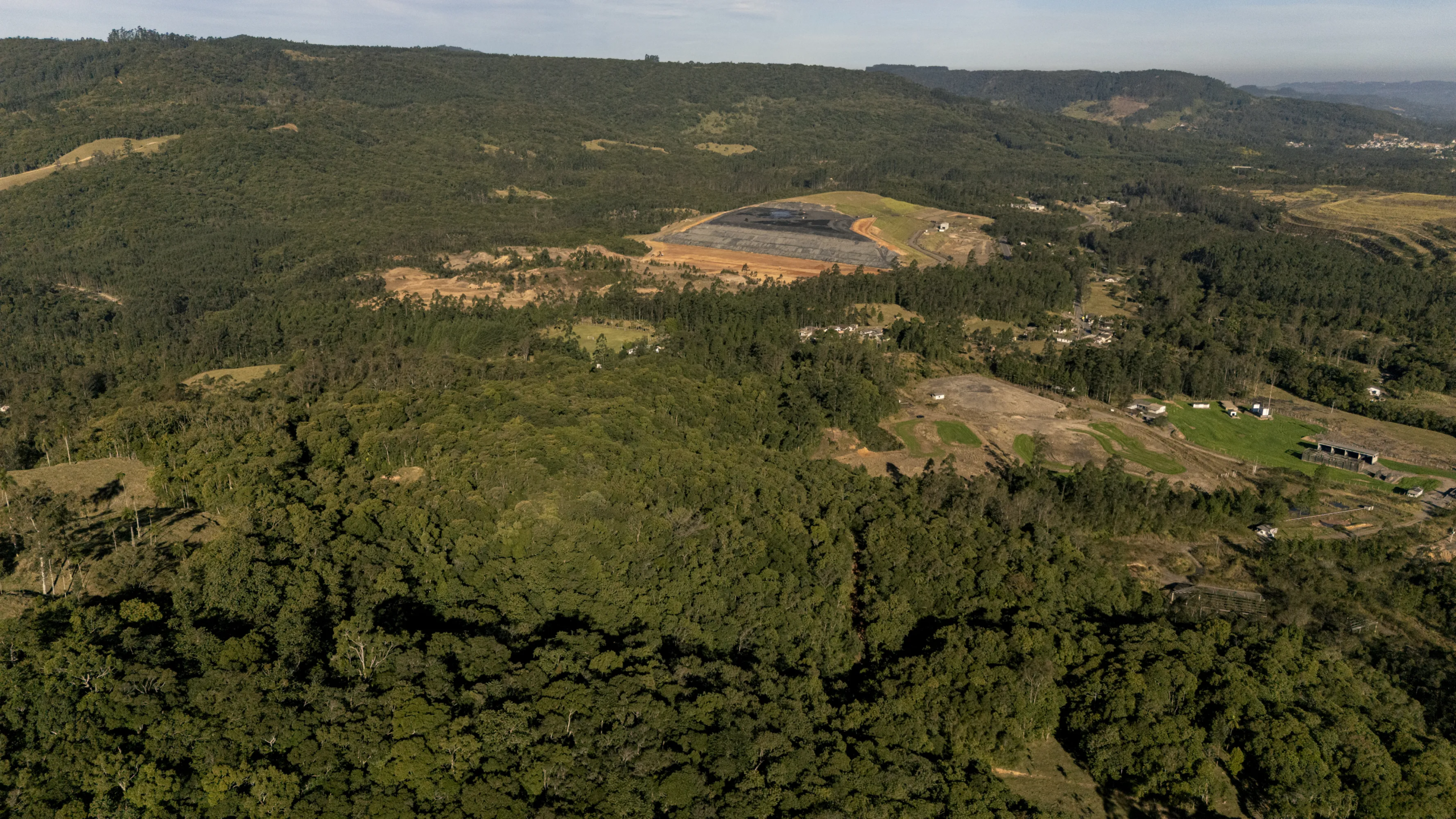 Sítio com Vista para a Serra em Treviso – 5 Hectares